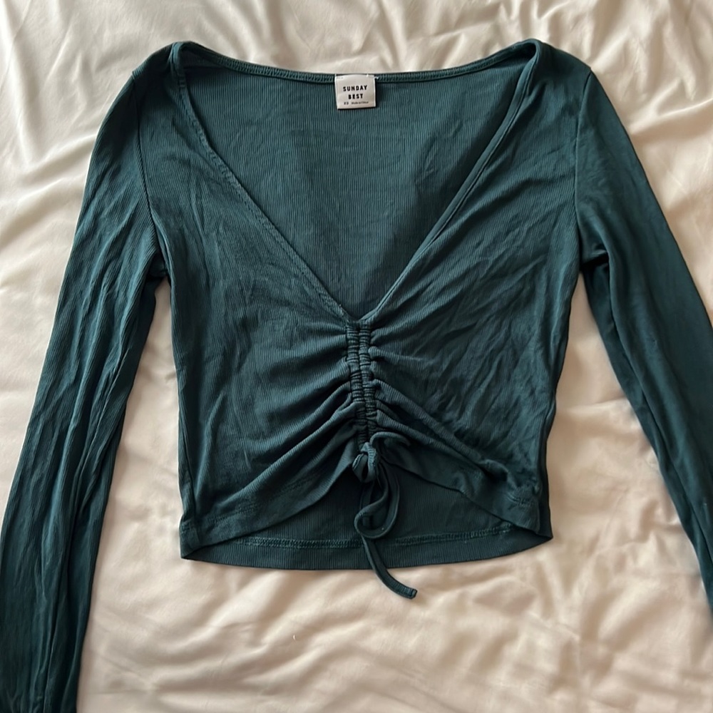 green long sleeve from aritzia